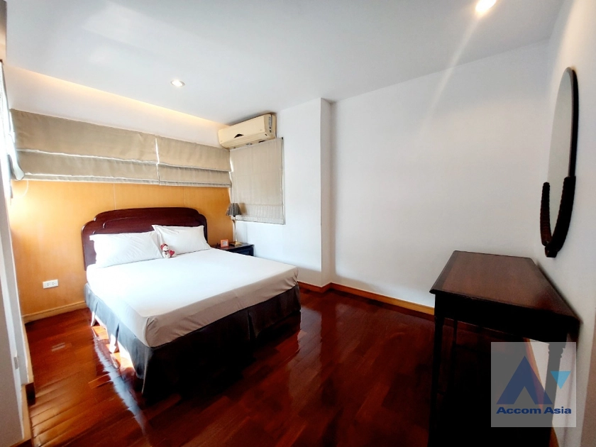 9  2 br Apartment For Rent in Sathorn ,Bangkok MRT Lumphini at Living with natural 1412111