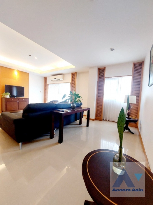 Pet friendly |  2 Bedrooms  Apartment For Rent in Sathorn, Bangkok  near MRT Lumphini (1412111)