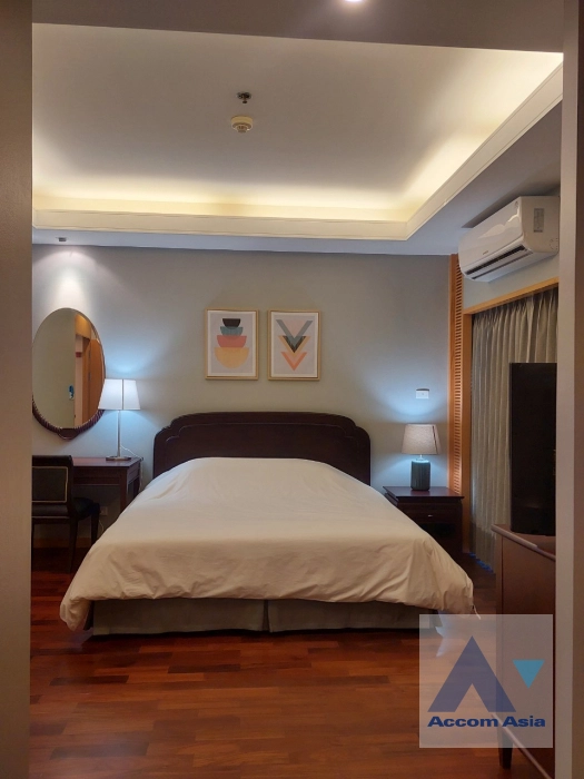 12  3 br Apartment For Rent in Sathorn ,Bangkok MRT Lumphini at Living with natural 1412113