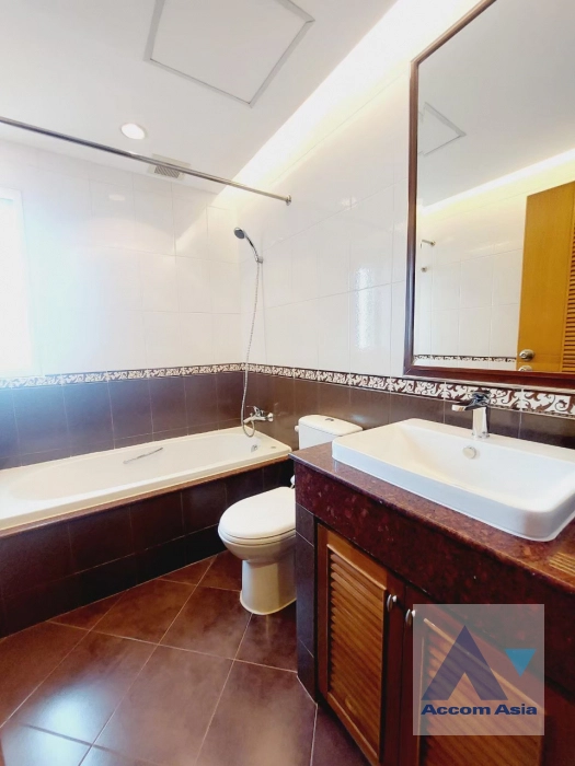 16  3 br Apartment For Rent in Sathorn ,Bangkok MRT Lumphini at Living with natural 1412113