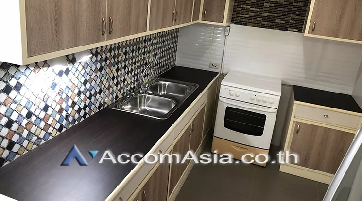 4  2 br Apartment For Rent in Sukhumvit ,Bangkok BTS Asok - MRT Phetchaburi at Greenery garden and privacy 1512175