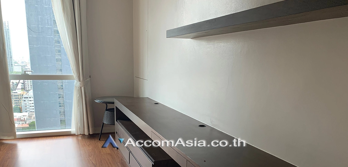 5  4 br Condominium For Rent in Ploenchit ,Bangkok BTS Ploenchit at Athenee Residence 1512201