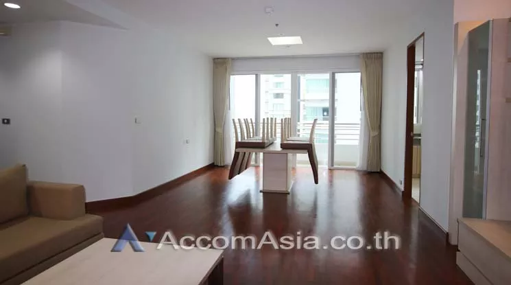  2 Bedrooms  Apartment For Rent in Sukhumvit, Bangkok  near BTS Phrom Phong (1412243)