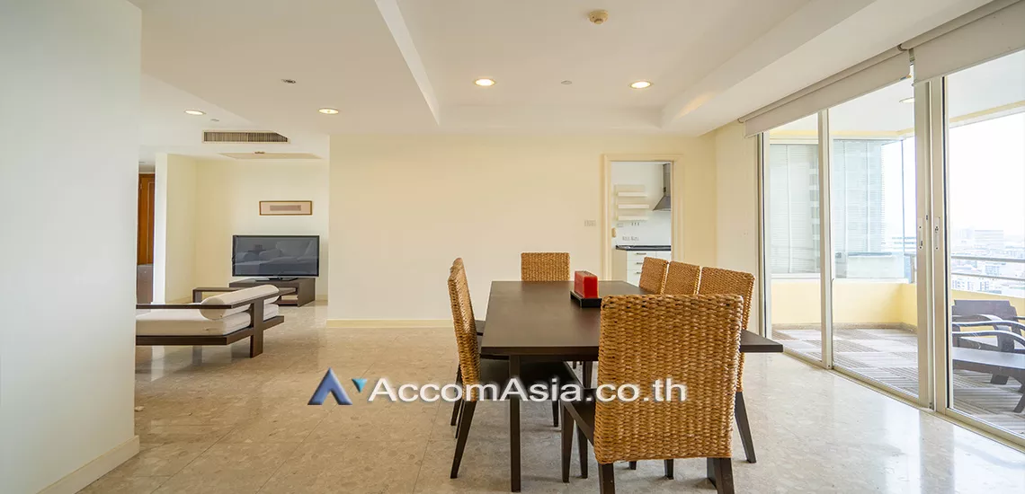 Pet friendly |  3 Bedrooms  Condominium For Rent in Sukhumvit, Bangkok  near BTS Thong Lo (20518)