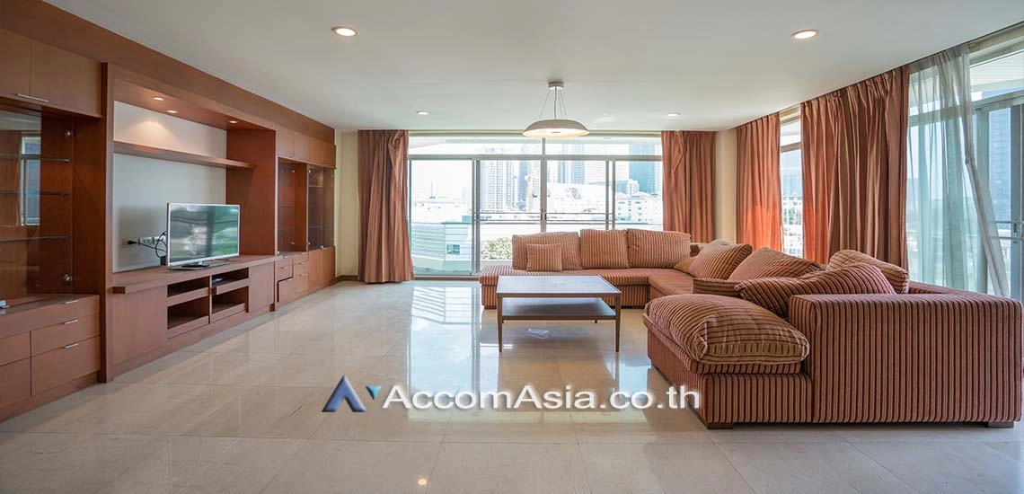  3 Bedrooms  Apartment For Rent in Sukhumvit, Bangkok  near BTS Phrom Phong (1412366)