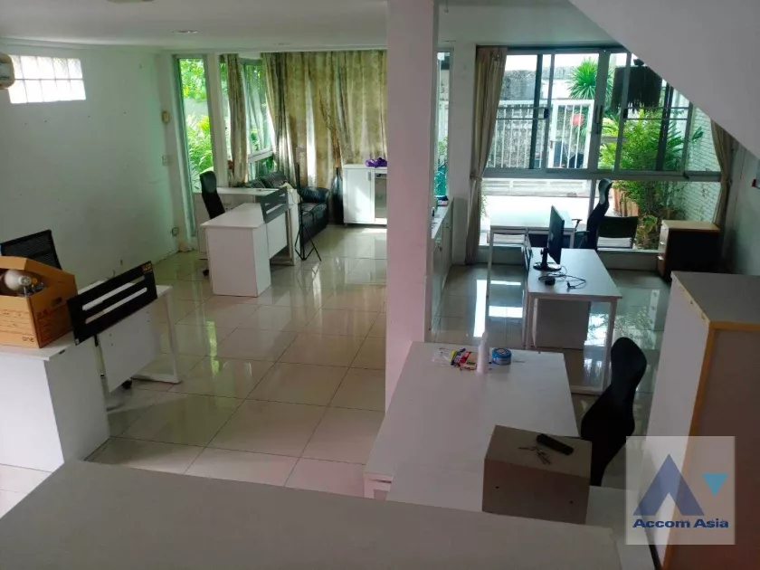 4  House For Rent in sukhumvit ,Bangkok BTS Phrom Phong 2512405