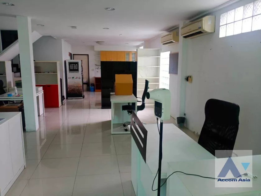 11  House For Rent in sukhumvit ,Bangkok BTS Phrom Phong 2512405