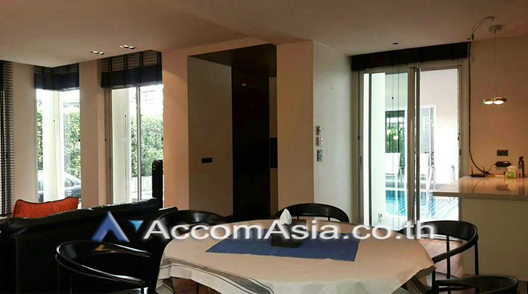  1  5 br House For Rent in Bangna ,Bangkok  at Baan Mai Lom Ruen 1812428