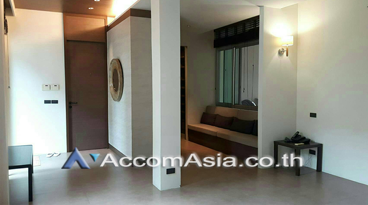 5  5 br House For Rent in Bangna ,Bangkok  at Baan Mai Lom Ruen 1812428