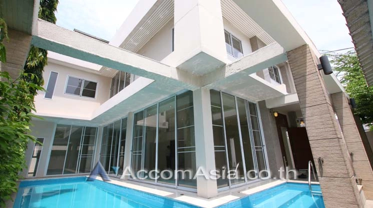 4  4 br House For Rent in sukhumvit ,Bangkok BTS Thong Lo 1912443