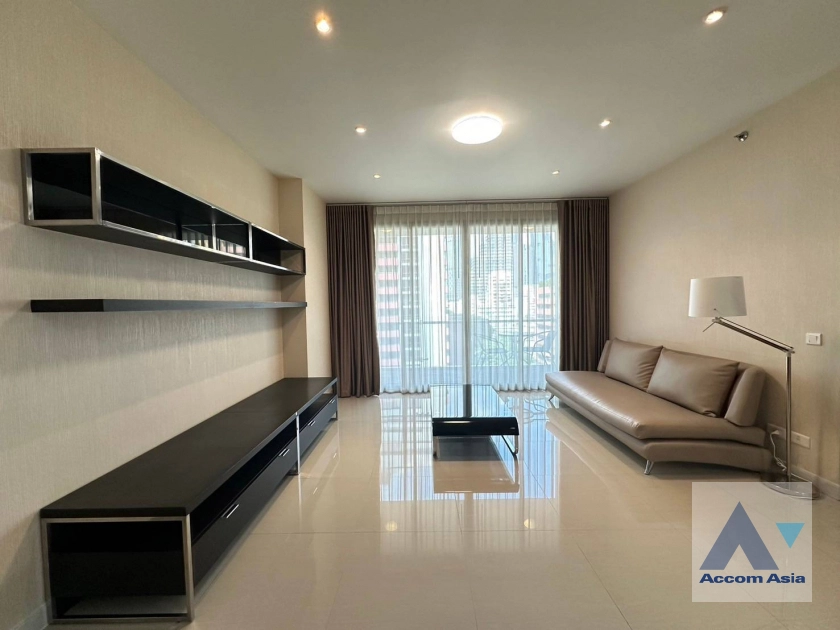 Pet friendly |  2 Bedrooms  Condominium For Rent in Silom, Bangkok  near BTS Sala Daeng - MRT Silom (1512622)