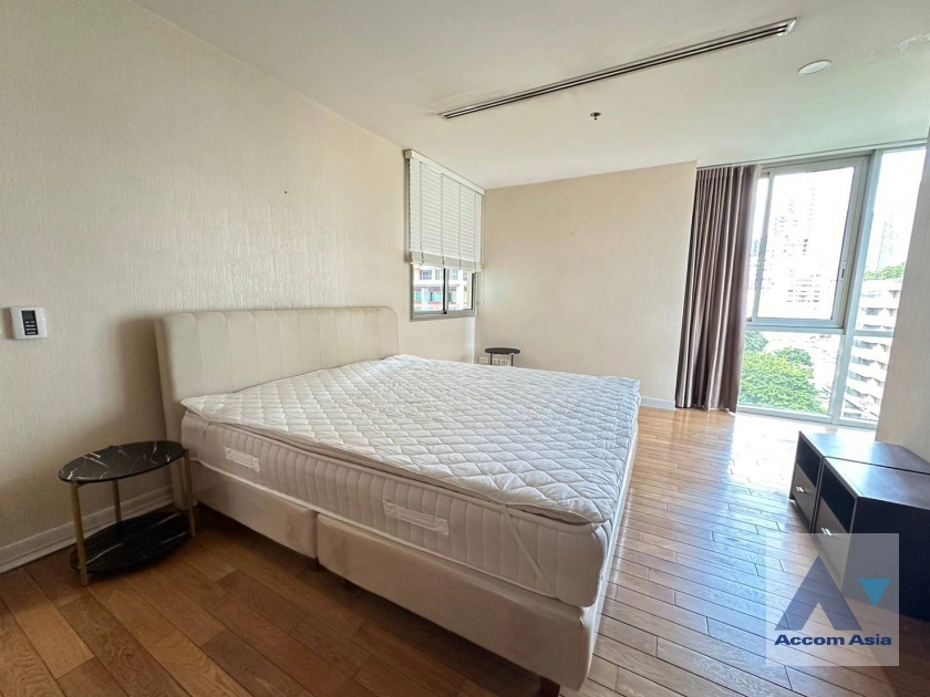 6  2 br Condominium For Rent in Silom ,Bangkok BTS Sala Daeng - MRT Silom at The Legend Saladaeng 1512622