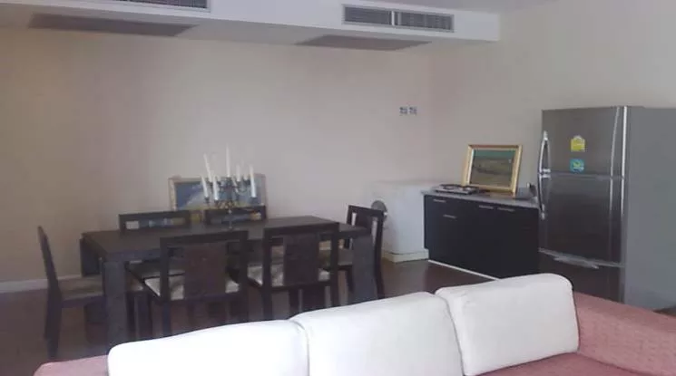  1 Bedroom  Condominium For Rent in Sukhumvit, Bangkok  near BTS Nana (1512662)