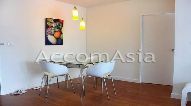  1 Bedroom  Condominium For Sale in Sukhumvit, Bangkok  near BTS Phrom Phong (1512709)