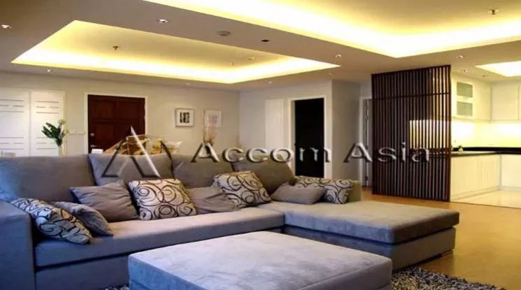  2 Bedrooms  Condominium For Rent in Sukhumvit, Bangkok  near BTS Phrom Phong (1512711)