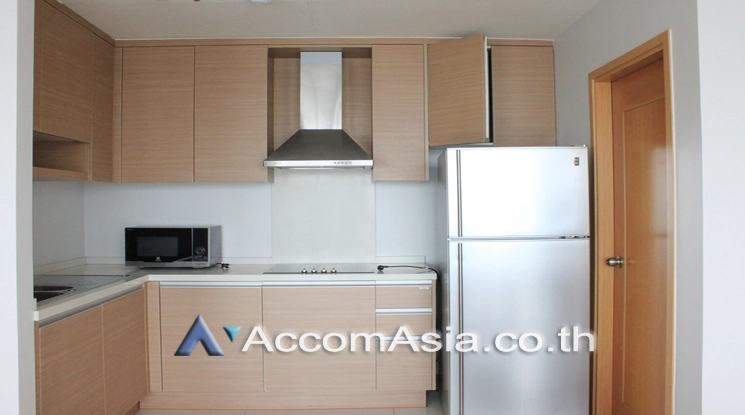  2 Bedrooms  Condominium For Rent in Sukhumvit, Bangkok  near BTS Phrom Phong (1512731)