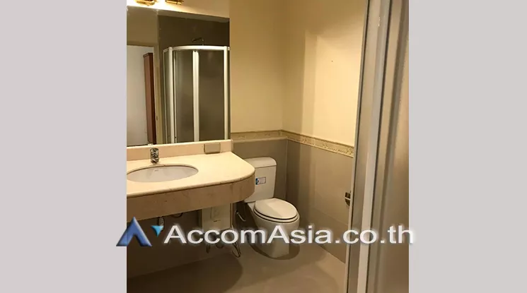  2 Bedrooms  Apartment For Rent in Sukhumvit, Bangkok  near BTS Phrom Phong (1412879)