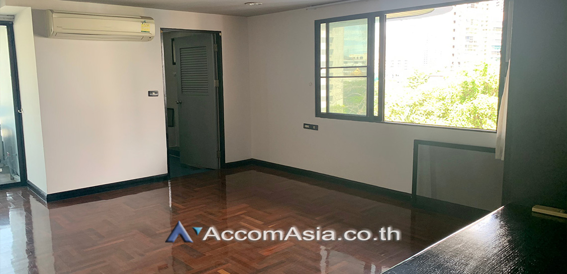  1  2 br Apartment For Rent in Sukhumvit ,Bangkok BTS Phrom Phong at Exudes classic comfort 1412897