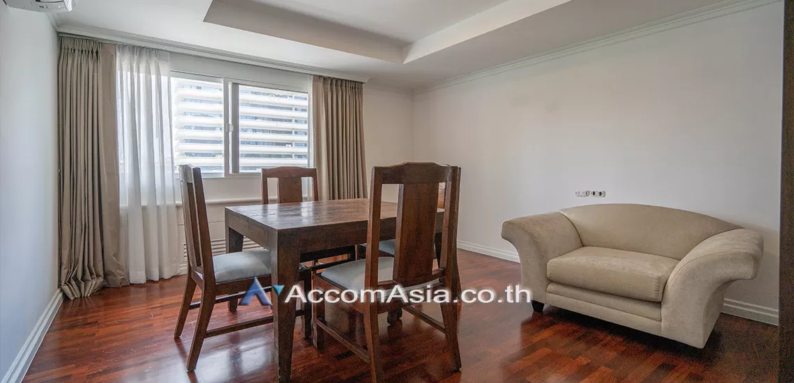  3 Bedrooms  Apartment For Rent in Sukhumvit, Bangkok  near BTS Asok - MRT Sukhumvit (1412934)