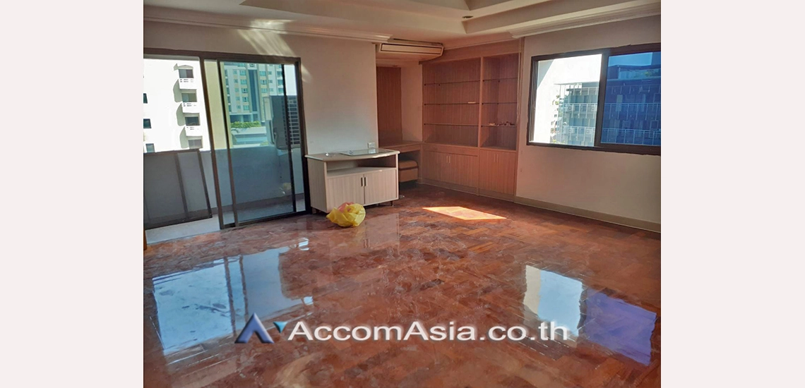 Big Balcony, Pet friendly |  3 Bedrooms  Apartment For Rent in Sukhumvit, Bangkok  near BTS Phrom Phong (1412959)