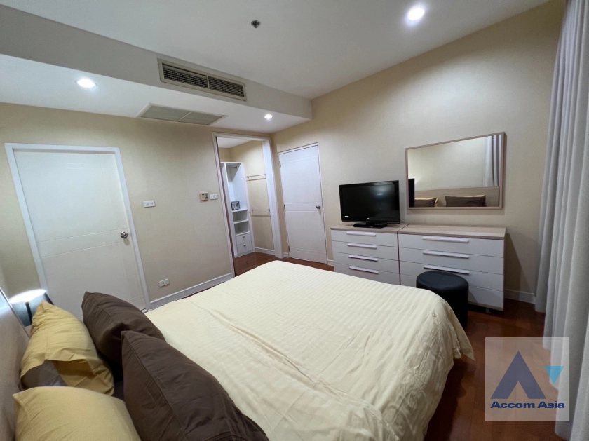  1 Bedroom  Condominium For Rent in Sukhumvit, Bangkok  near BTS Phrom Phong (1513080)