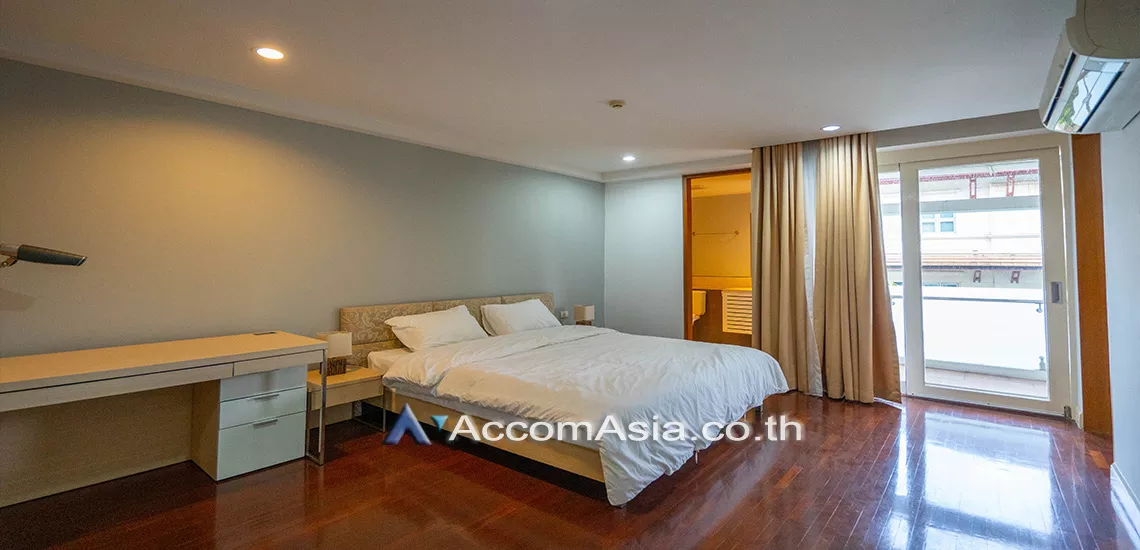 Pet friendly |  1 Bedroom  Apartment For Rent in Sukhumvit, Bangkok  near BTS Phrom Phong (1413083)