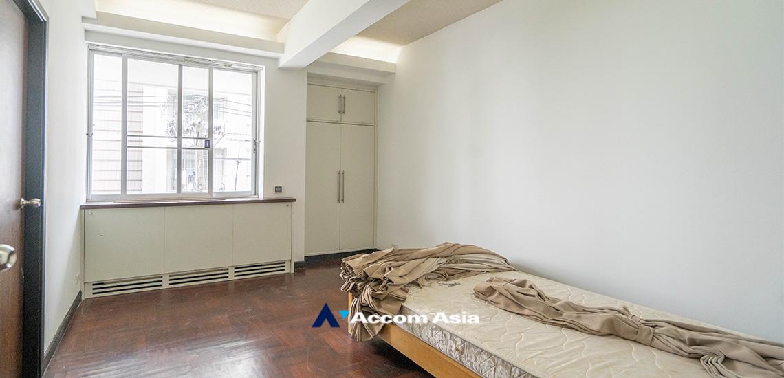 6  3 br Apartment For Rent in Sukhumvit ,Bangkok BTS Asok - MRT Sukhumvit at Easy to access BTS Skytrain 1513098