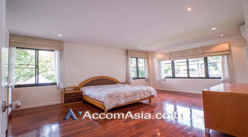 11  3 br House For Rent in Sathorn ,Bangkok BTS Chong Nonsi at Privacy House  in Compound 50065