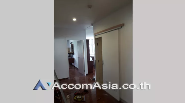 6  3 br Apartment For Rent in Ploenchit ,Bangkok BTS Ploenchit at Homly Residence 1413384