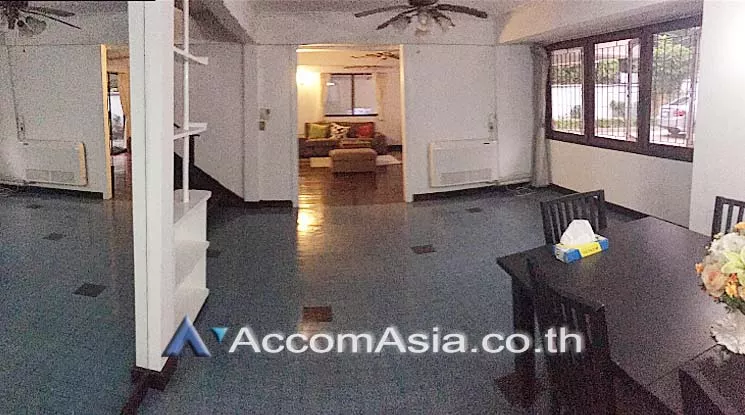 6  3 br House For Rent in sukhumvit ,Bangkok BTS Phrom Phong 90203