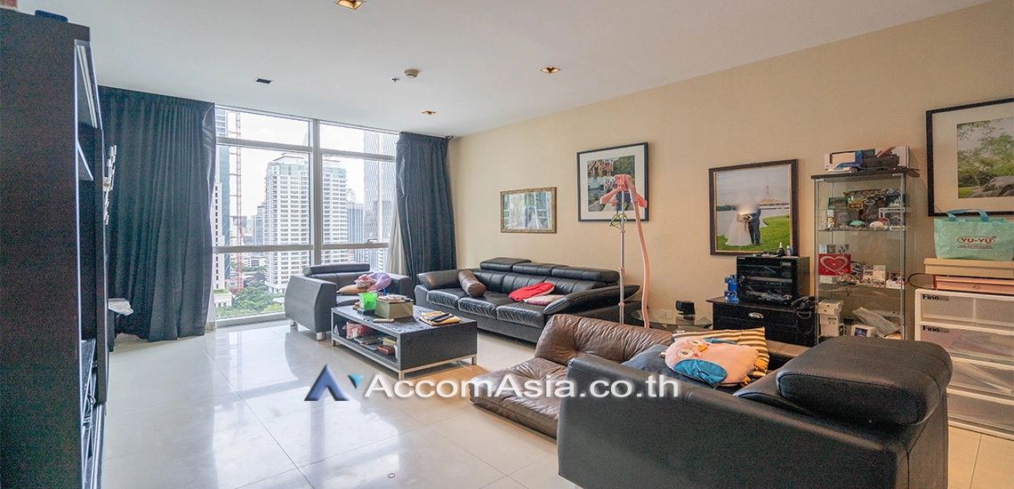  2 Bedrooms  Condominium For Rent & Sale in Ploenchit, Bangkok  near BTS Ploenchit (1513483)