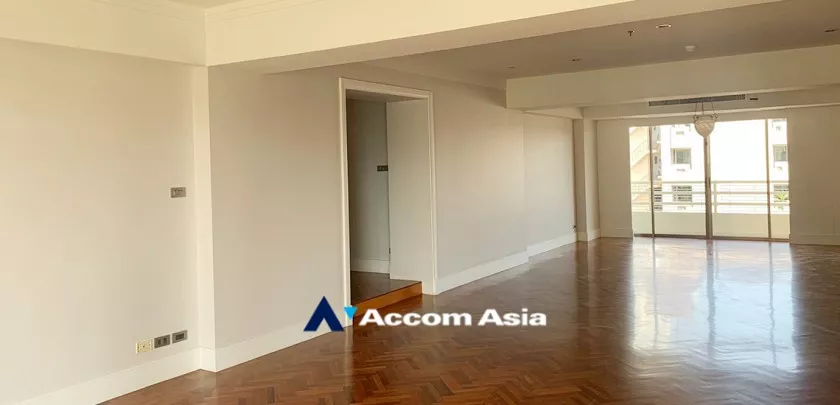 Pet friendly |  4 Bedrooms  Apartment For Rent in Sukhumvit, Bangkok  near BTS Phrom Phong (1413634)