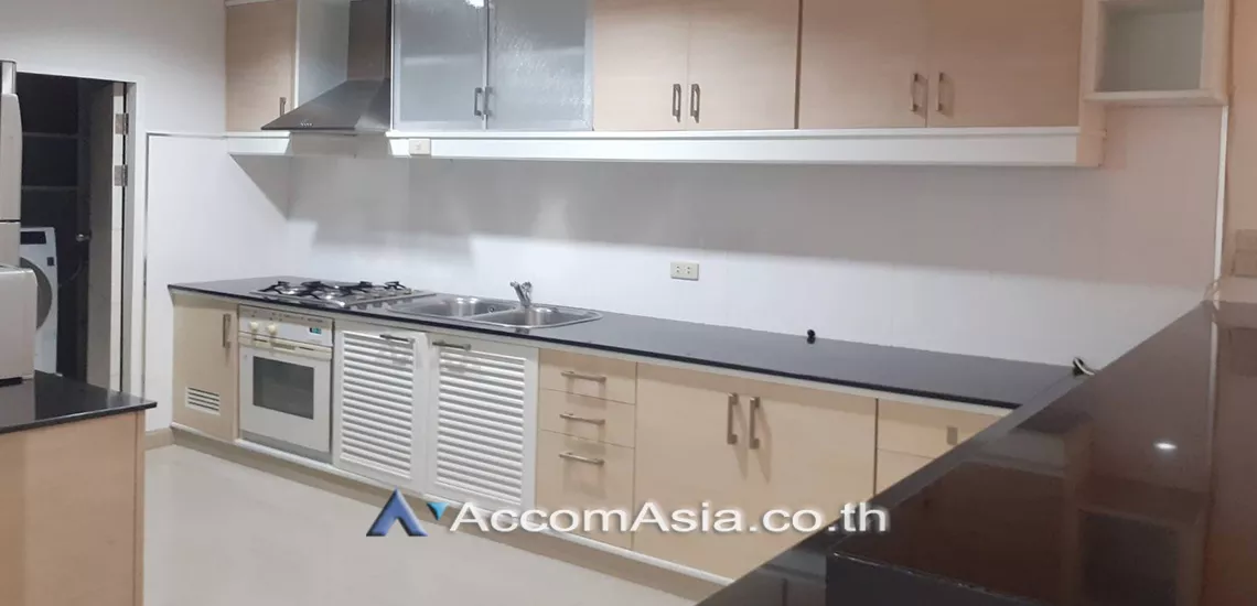  2 Bedrooms  Condominium For Rent in Sukhumvit, Bangkok  near BTS Thong Lo (1513709)