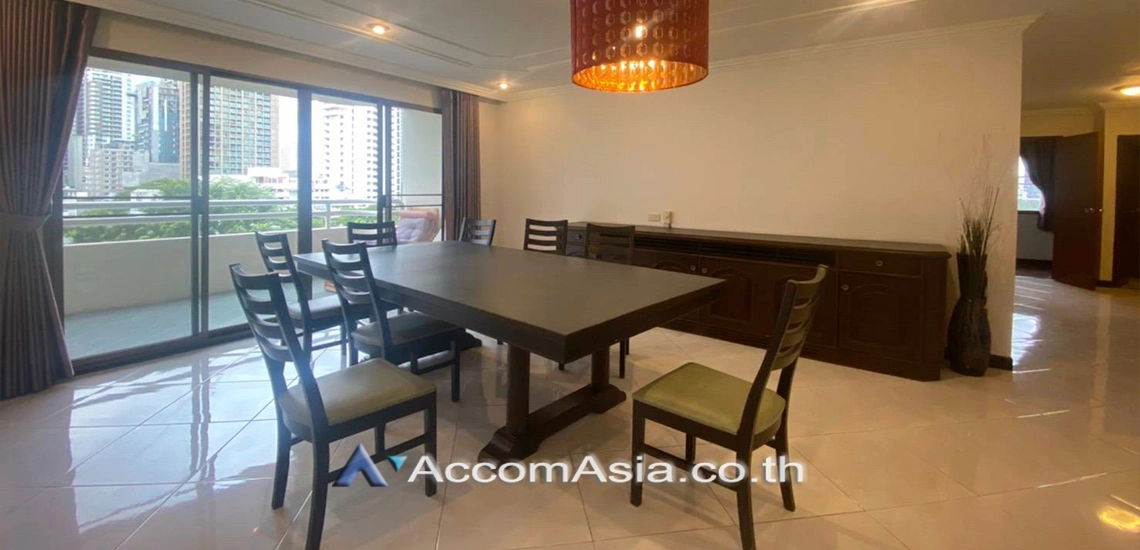 Big Balcony, Pet friendly |  3 Bedrooms  Condominium For Rent in Sukhumvit, Bangkok  near BTS Phrom Phong (20590)