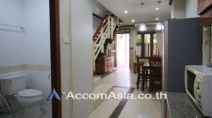 11  2 br Townhouse For Rent in Sukhumvit ,Bangkok BTS Thong Lo 2513872