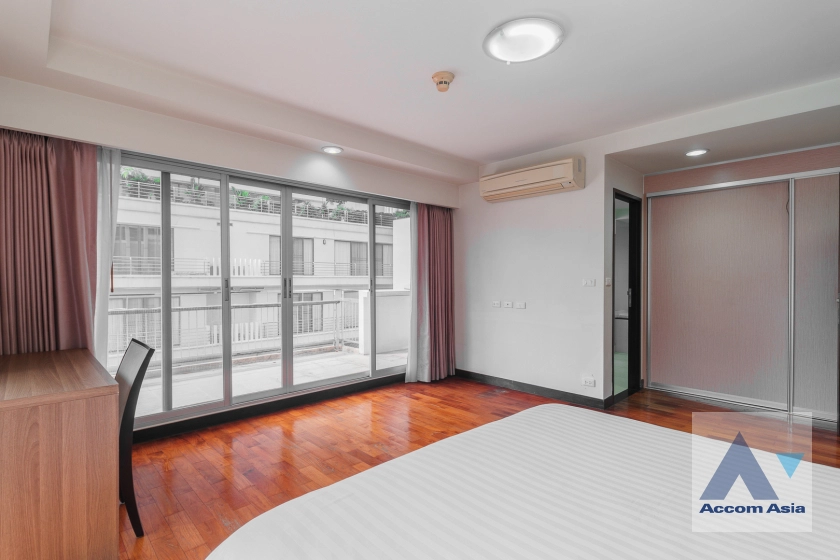 12  3 br Apartment For Rent in Sukhumvit ,Bangkok BTS Asok - MRT Sukhumvit at Peaceful residential 1413878