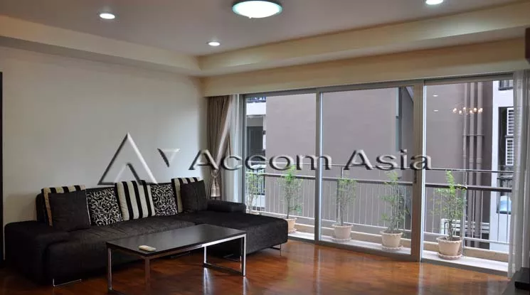 Big Balcony |  3 Bedrooms  Apartment For Rent in Sukhumvit, Bangkok  near BTS Asok - MRT Sukhumvit (1413879)