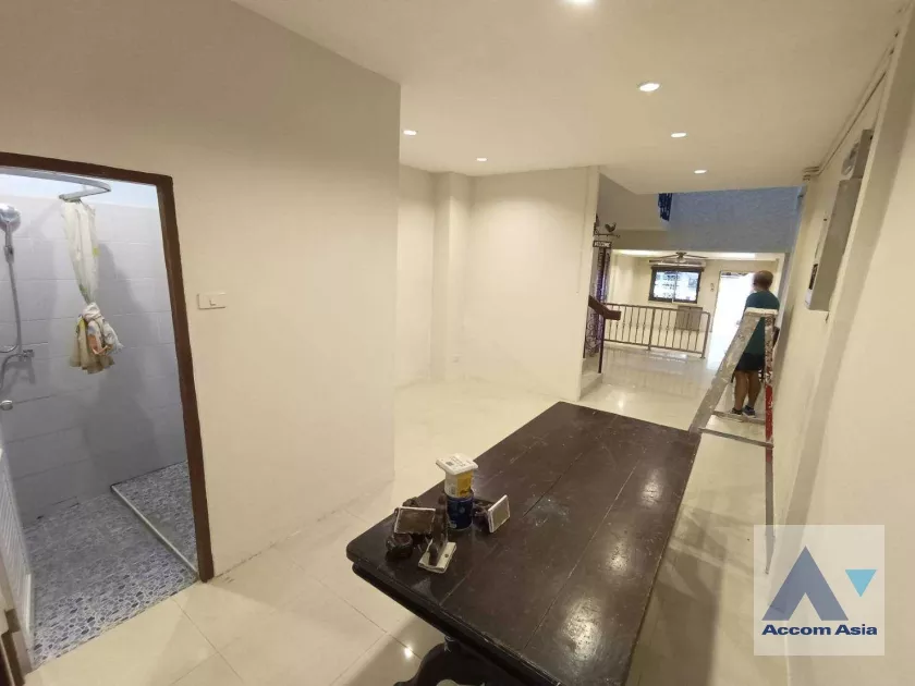 8  4 br House For Rent in Sukhumvit ,Bangkok BTS Nana 2513892