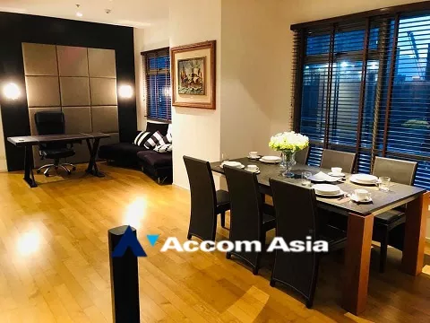 Pet friendly |  3 Bedrooms  Condominium For Rent & Sale in Sukhumvit, Bangkok  near BTS Phrom Phong (1513992)