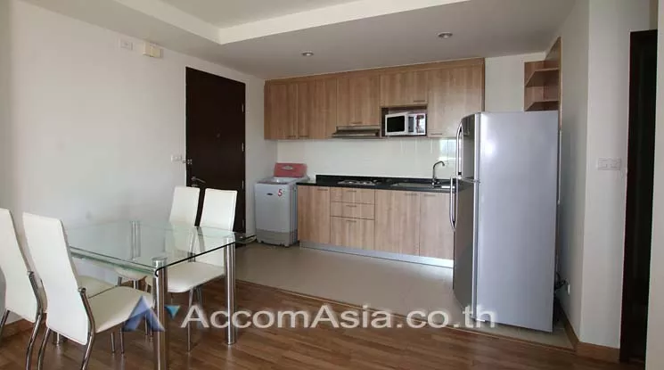  2 Bedrooms  Apartment For Rent in Sukhumvit, Bangkok  near BTS Phrom Phong (1414085)