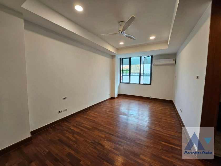 5  4 br Apartment For Rent in Sathorn ,Bangkok BTS Chong Nonsi at The Lush Greenery Residence 1414122