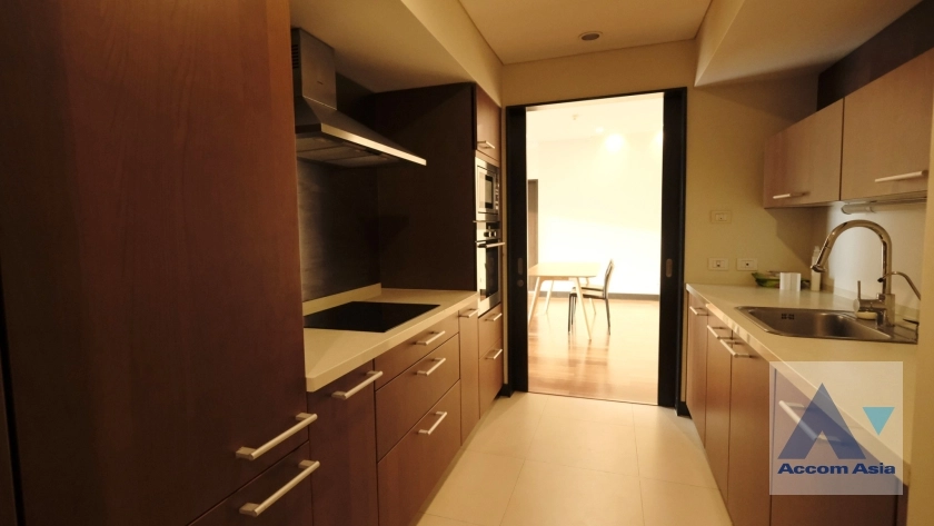 5  2 br Condominium For Rent in Ploenchit ,Bangkok BTS Chitlom at The Park Chidlom 1514246