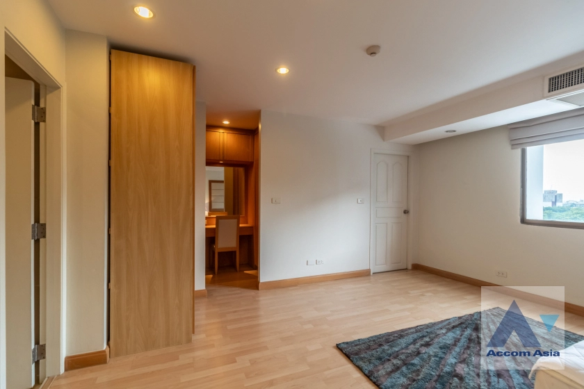 22  3 br Apartment For Rent in Ploenchit ,Bangkok BTS Ratchadamri at Step to Lumpini Park 20607