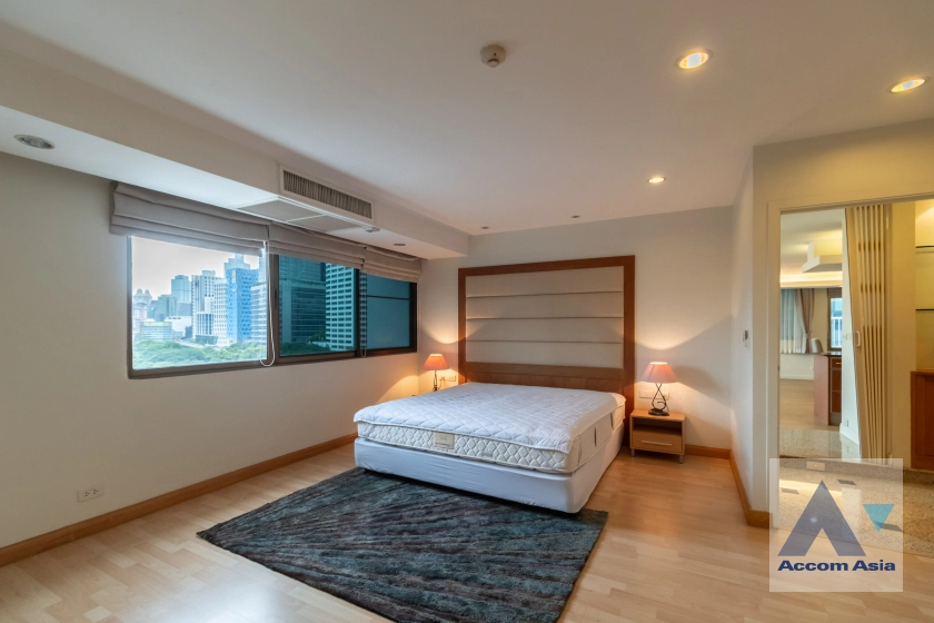 23  3 br Apartment For Rent in Ploenchit ,Bangkok BTS Ratchadamri at Step to Lumpini Park 20607