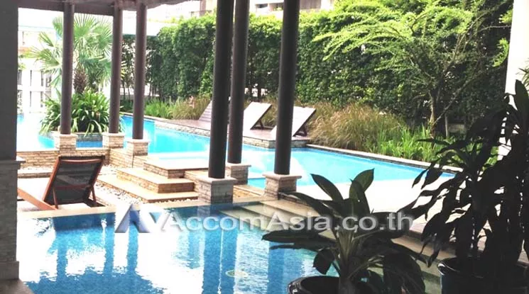  2 Bedrooms  Condominium For Rent in Sukhumvit, Bangkok  near BTS Phrom Phong (1514555)