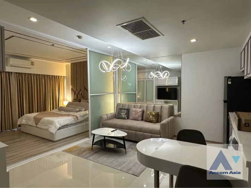  1 Bedroom  Condominium For Rent in Sukhumvit, Bangkok  near BTS Thong Lo (1514684)