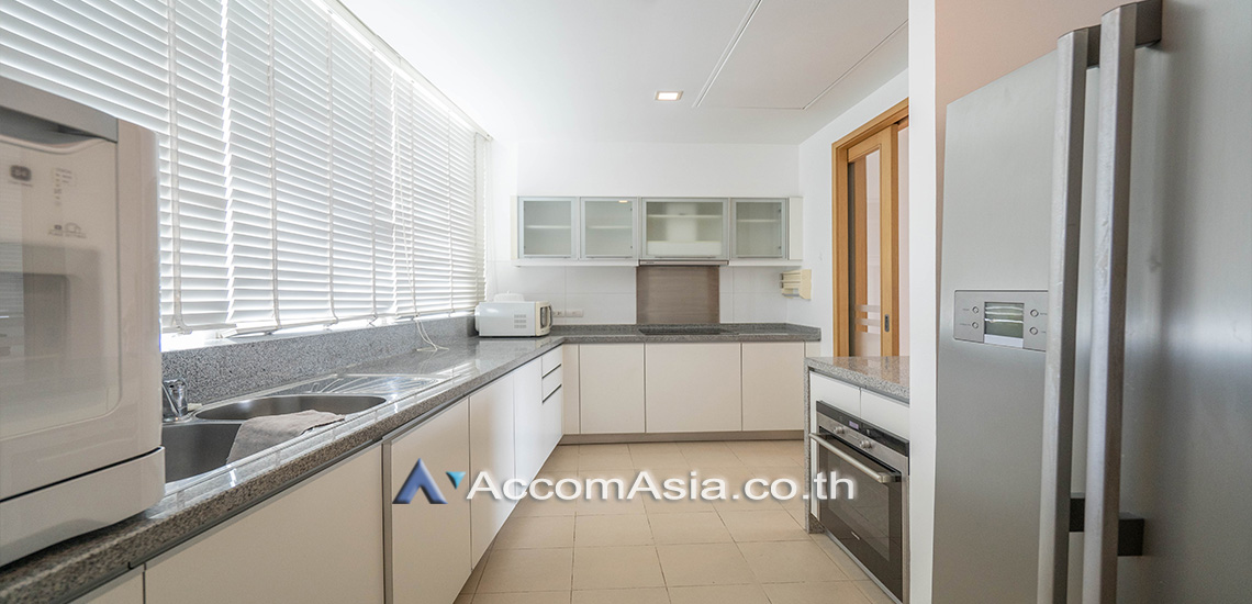  3 Bedrooms  Condominium For Rent in Sukhumvit, Bangkok  near BTS Asok - MRT Sukhumvit (1514729)