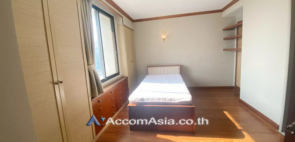  2 Bedrooms  Condominium For Rent in Sukhumvit, Bangkok  near BTS Asok - MRT Sukhumvit (1514734)