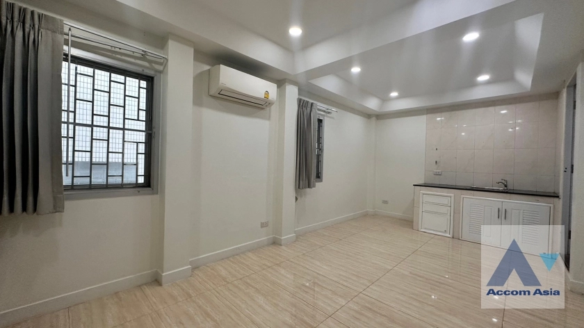 15  4 br House For Rent in sukhumvit ,Bangkok BTS Ekkamai 2514805