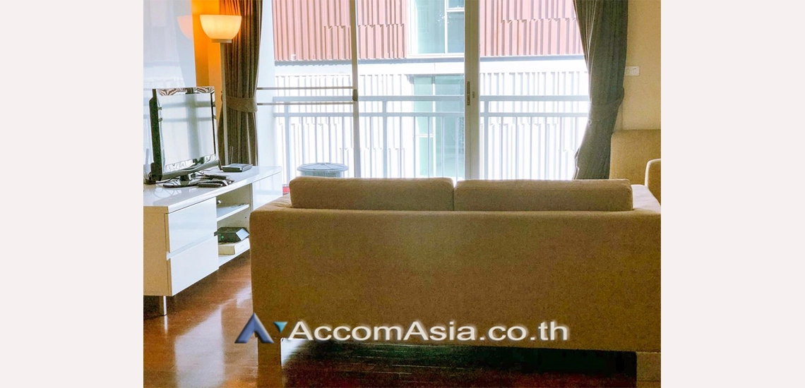  3 Bedrooms  Condominium For Rent in Sukhumvit, Bangkok  near BTS Thong Lo (1514874)